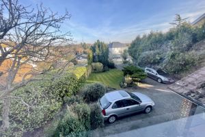 Photo 17- click for photo gallery